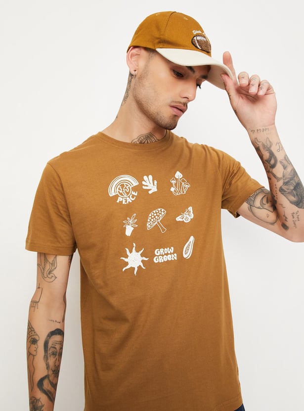 Men Slim Fit Graphic Printed T-shirt